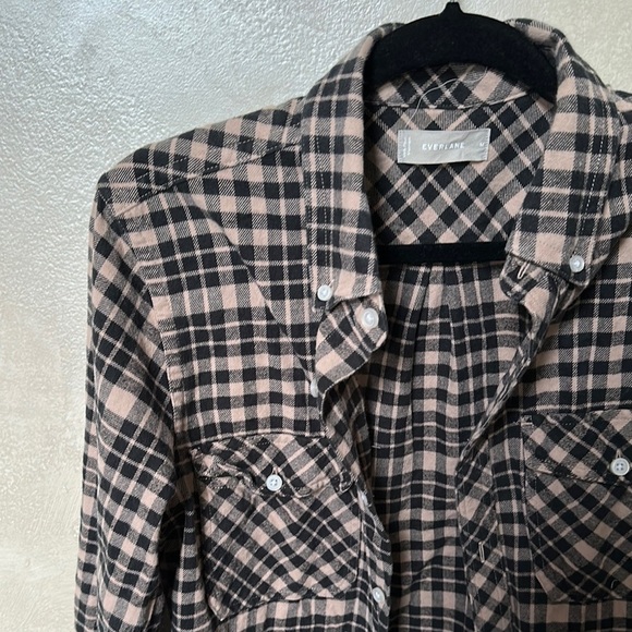 EUC Everlane flannel size medium - Picture 3 of 5